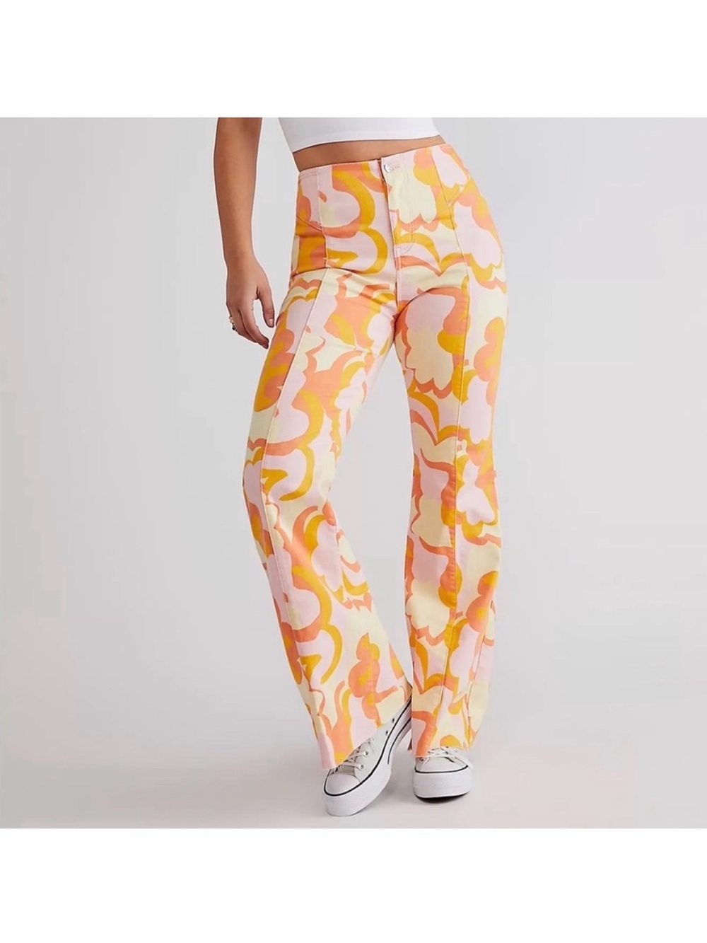 We The Free High Rise Wide Leg Floral Retro 70s Print Jeans Sz 33 raw hem